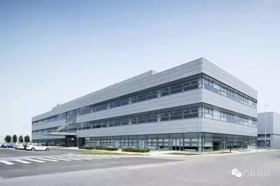 領(lǐng)先奔馳三年 寶馬加碼高壓動(dòng)力電池，競(jìng)逐電動(dòng)化時(shí)代頭把交椅